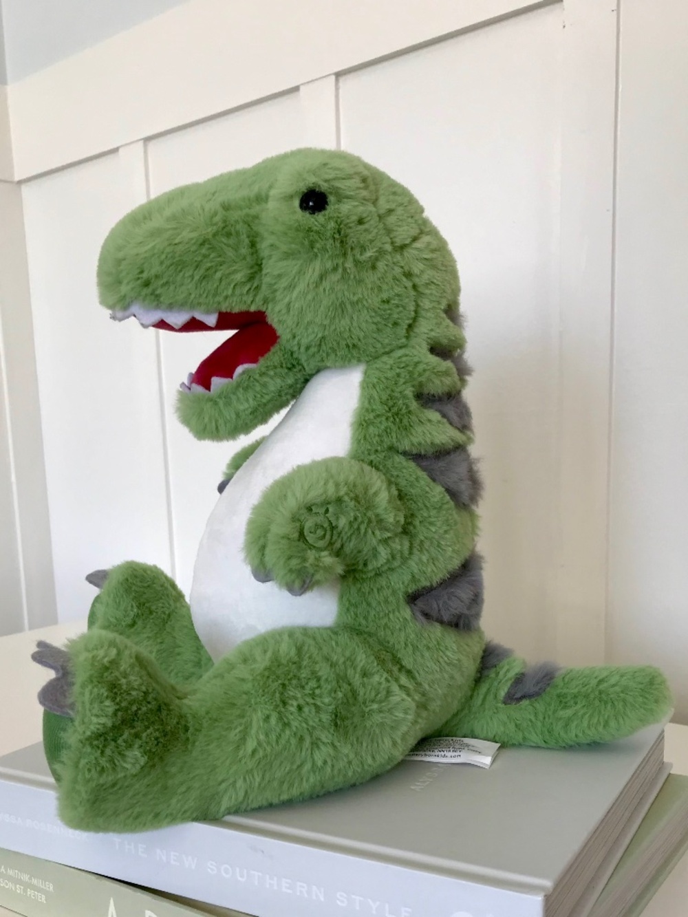 POTTERY BARN KIDS LIGHT UP ROARING DINOSAUR PLUSH GREEN T-REX NWOT